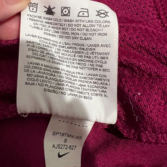 Nike Full Zip Active Jacket Women's S Fuchsia Pink Textured Golf Hiking Walking - Picture 8 of 8